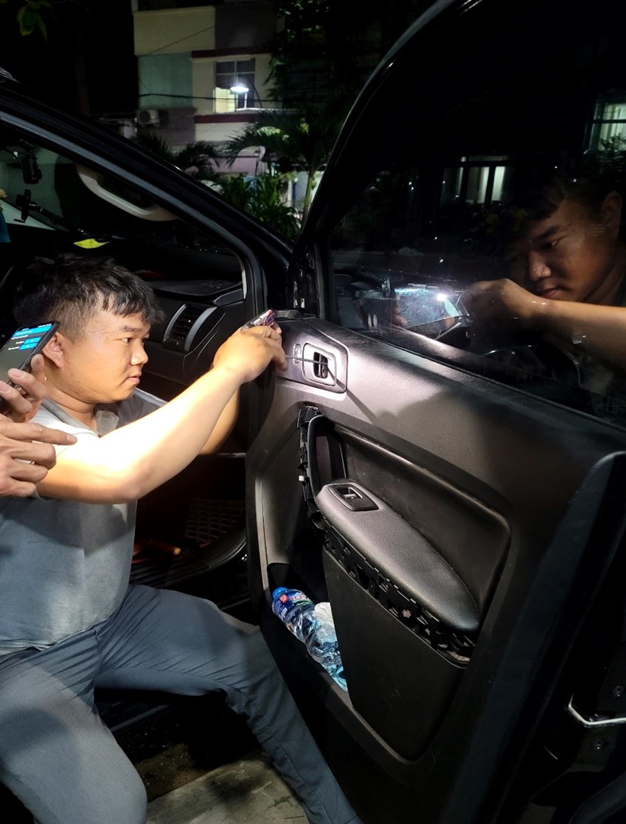 hình máy gầm điện số 4